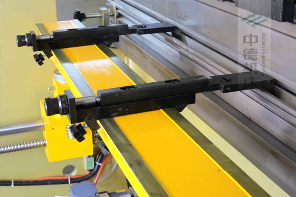 ZDP-4022淬火高強度擋指,并有倒三角鎖卡裝置不掉落.jpg ZDP-4022淬火高強度擋指,并有倒三角鎖卡裝置不掉落.jpg