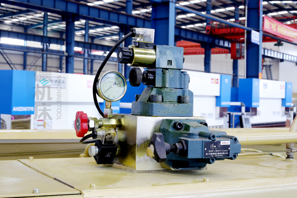 ZDG-640國產優(yōu)質液壓系統(tǒng),耐高壓高品質.jpg ZDG-640國產優(yōu)質液壓系統(tǒng),耐高壓高品質.jpg