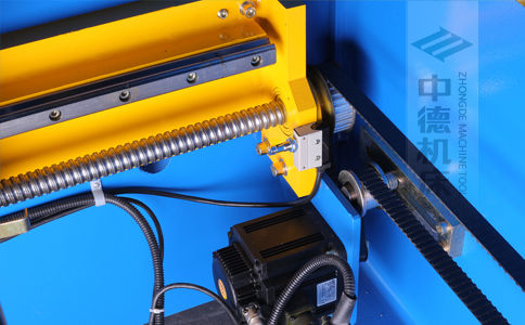 ZDPK-20032X軸配有滾珠絲桿及直線導(dǎo)軌,大功率伺服電機,鋼絲同步帶,能顯著提升X軸定位精度及速度 (2).jpg ZDPK-20032X軸配有滾珠絲桿及直線導(dǎo)軌,大功率伺服電機,鋼絲同步帶,能顯著提升X軸定位精度及速度 (2).jpg